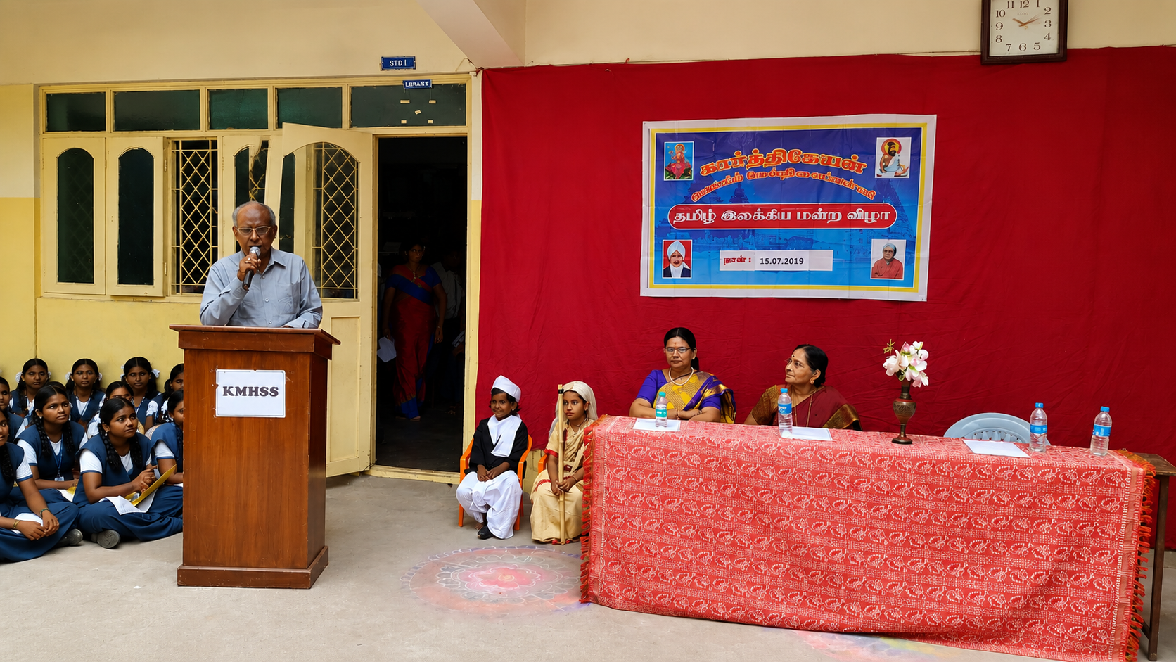 Founder addressing students at the Tamil Literary Forum event